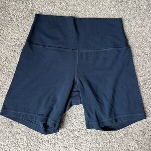 Lululemon navy blue Align High-Rise Short 6"